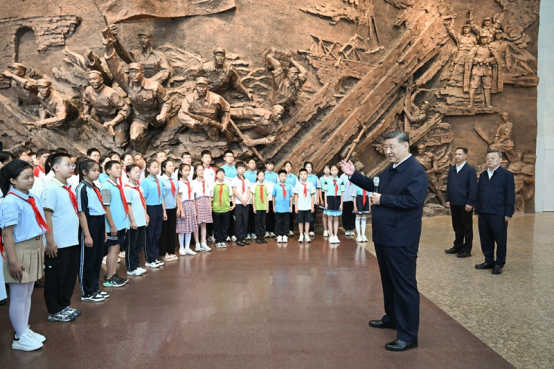 习近平在山西考察时强调：努力在推动资源型经济转型发展上迈出新步伐 奋力谱写三晋大地推进中国式现代化新篇章